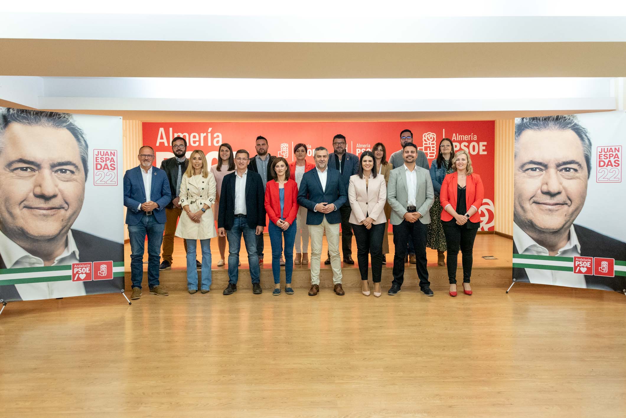 El PSOE sale a ser la primera fuerza en Almería para hacer presidente a Juan Espadas y poner fin a tres años perdidos