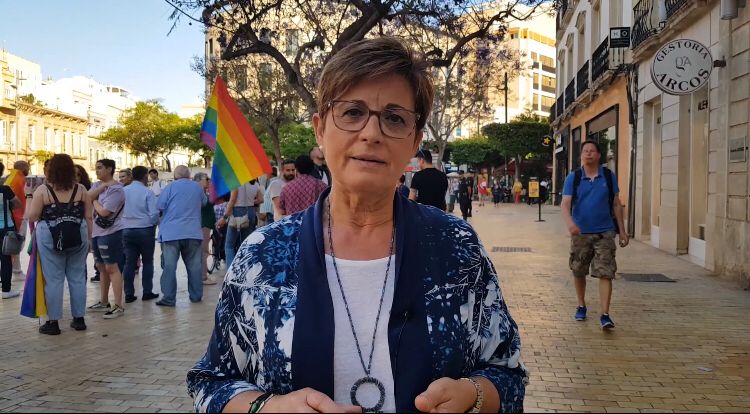 ALMERÍA. El PSOE propone formar a la Policía local para prevenir y atender a las víctimas de LGTBI-fobia y aumentar los servicios de proximidad