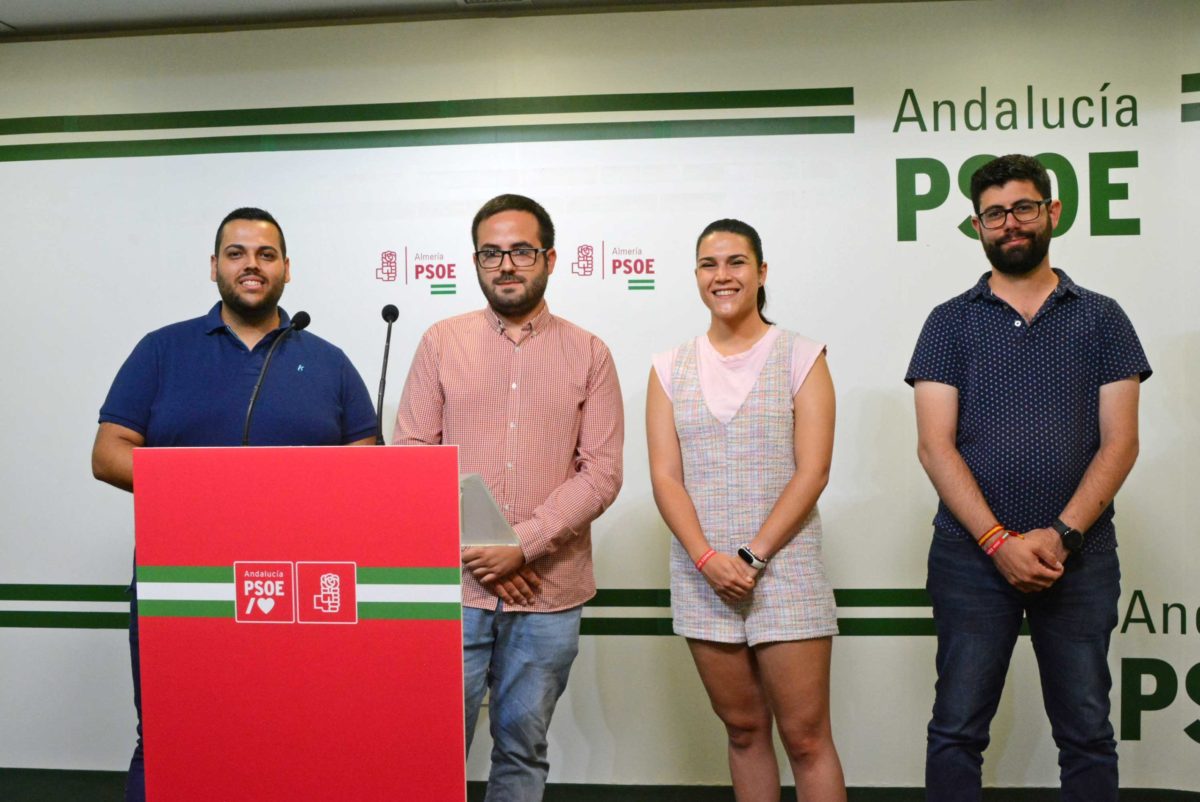 El PSOE pondrá en marcha un programa de primera oportunidad laboral para jóvenes que movilizará 2.000 millones de euros