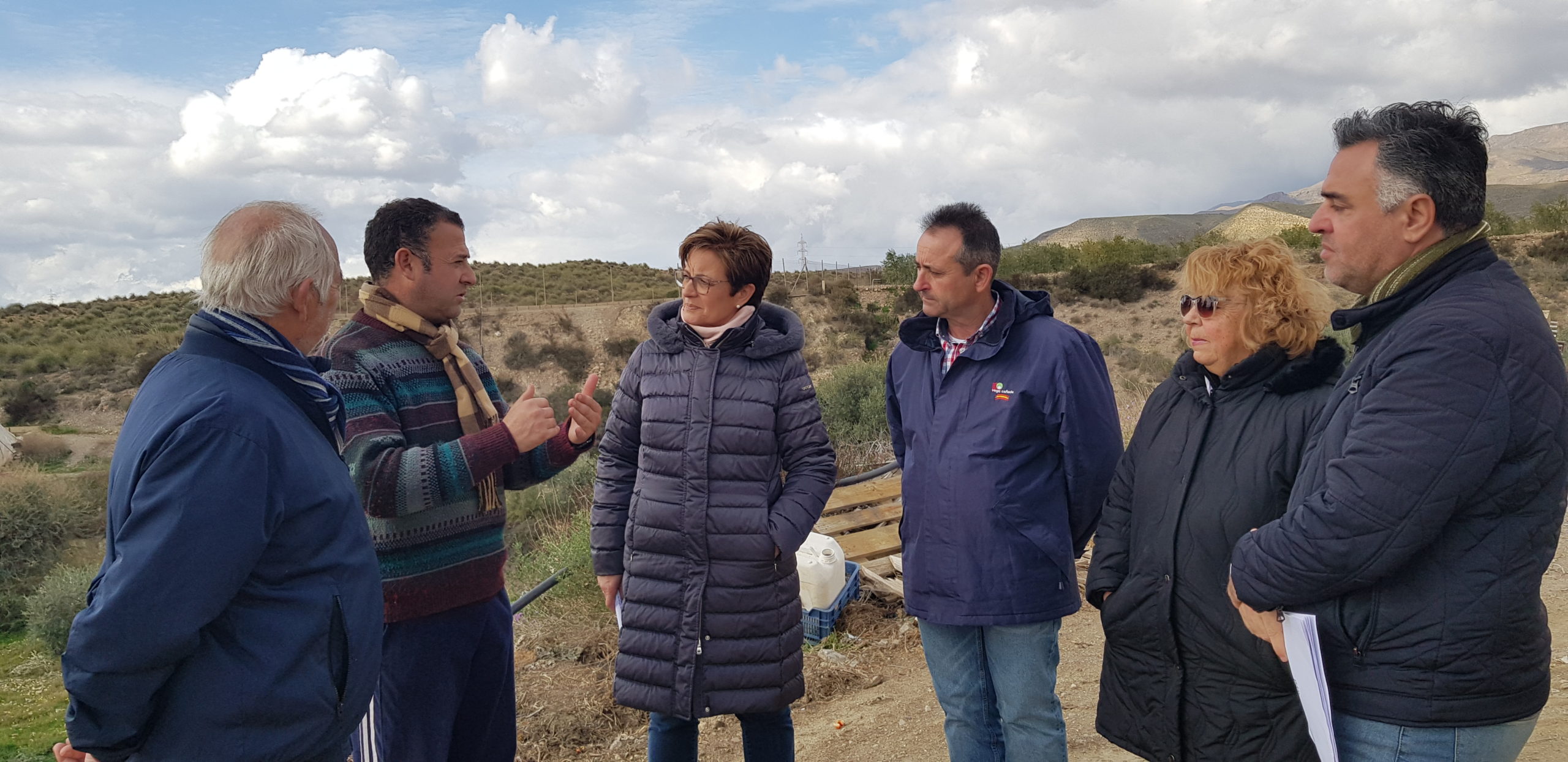 ALMERÍA. El PSOE denuncia que vecinos de Almería son obligados a pagar recibos de basura cuando no reciben el servicio