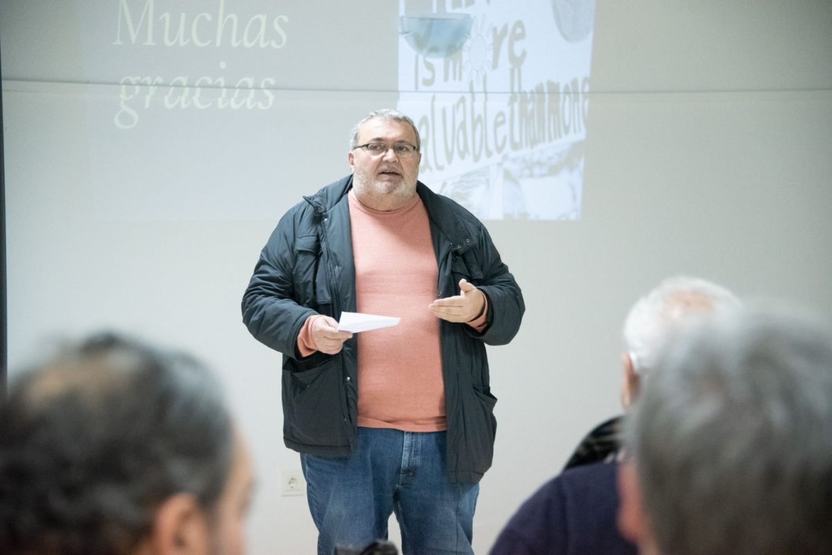 ROQUETAS. Manolo García quiere que Roquetas de Mar destierre el “triste gris hormigón de Amat” para pasar a ser la “capital verde de la provincia”