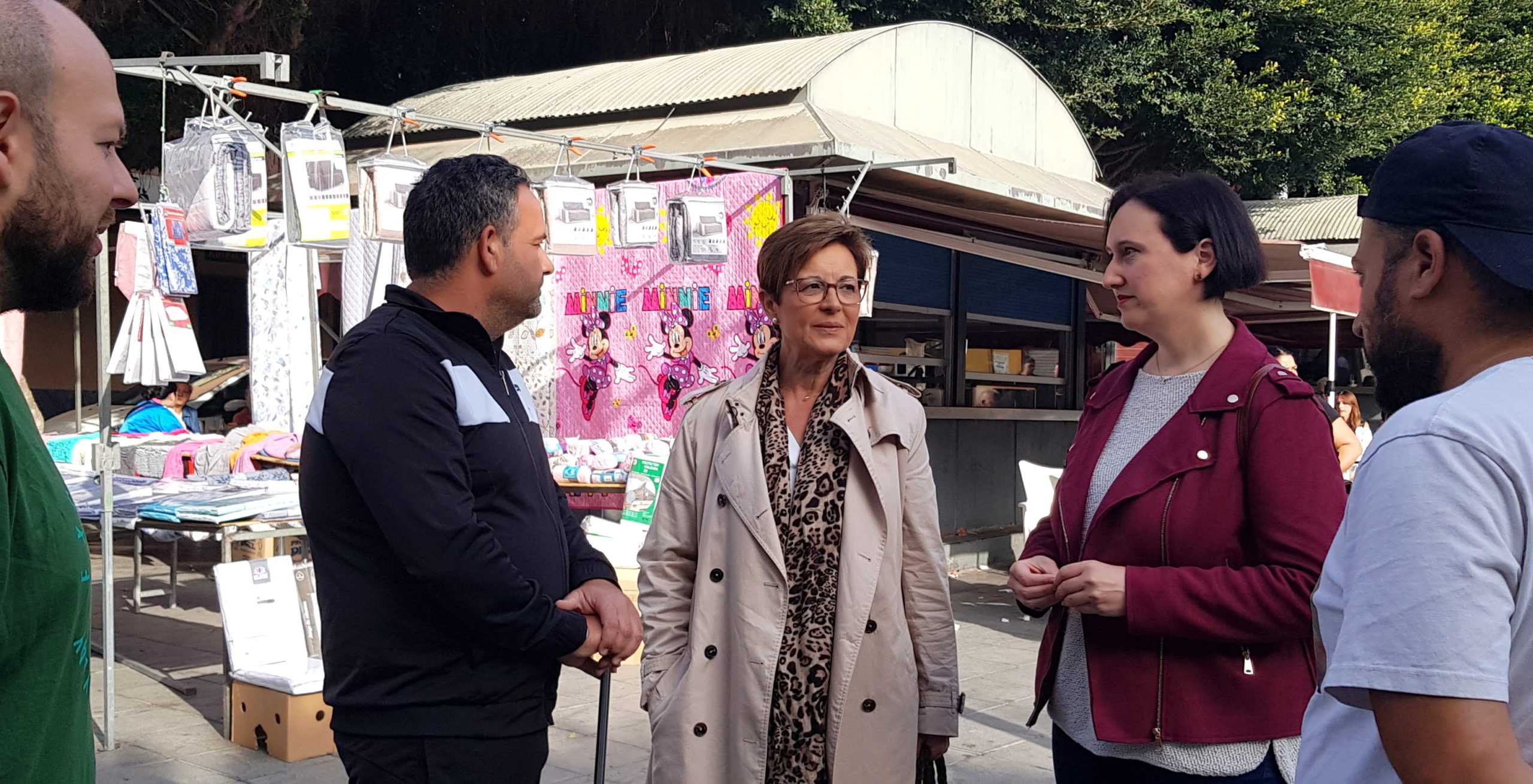 ALMERÍA. El PSOE critica el retraso del Ayuntamiento en la puesta en marcha de la nueva Ordenanza del Comercio Ambulante