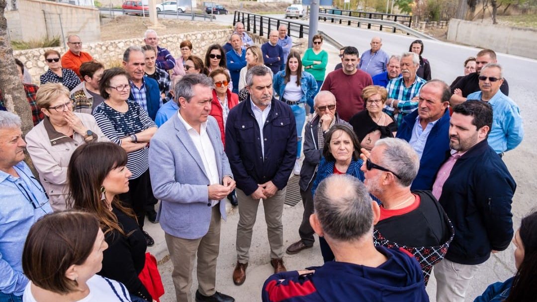 VÉLEZ RUBIO. El PSOE propone alejar la depuradora y la estación de bombeo del núcleo urbano por cuestión de salubridad