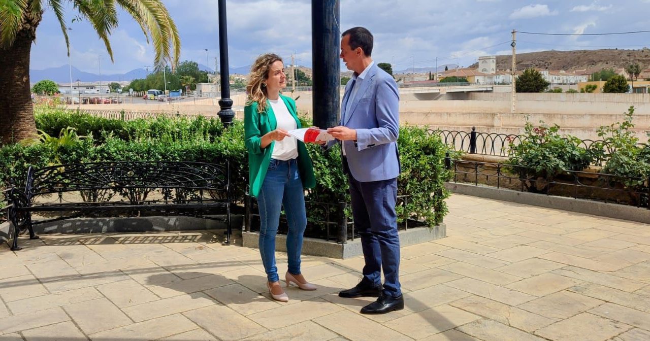 ALBOX. El PSOE propone un proyecto integral y una solución consensuada para todo el entorno de la Plaza Mayor