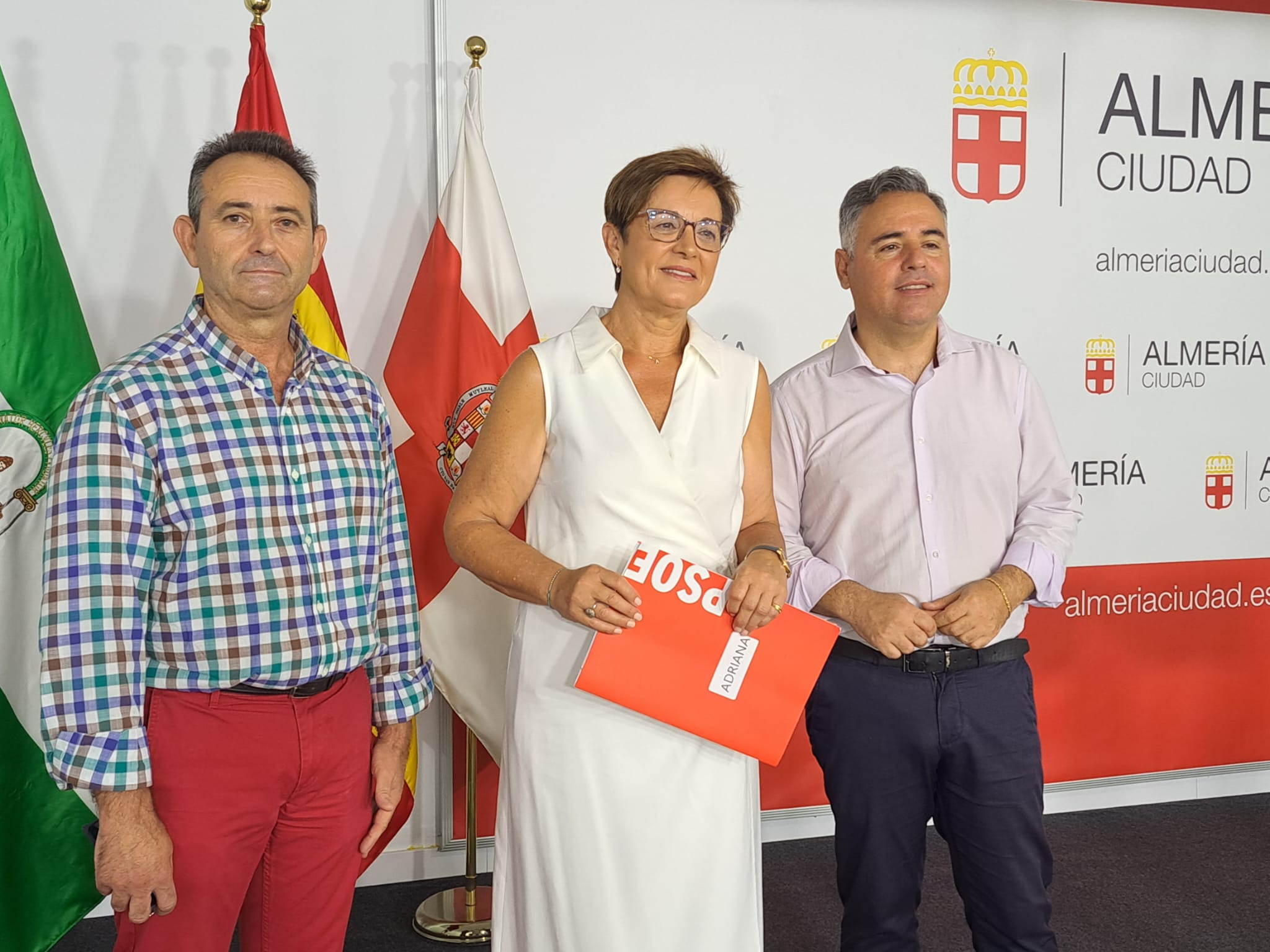 ALMERÍA. El PSOE exige a la alcaldesa que ponga fin a los insultos y faltas de respeto del programa La Tertulia de Interalmería TV