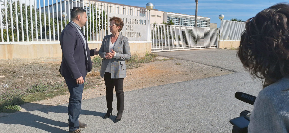 El PSOE señala a un nuevo engaño de Juanma Moreno ya que la desaladora de la capital no se ampliará en esta legislatura