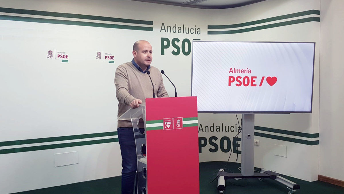 El PSOE revela que el PP ha subido los impuestos y las tasas municipales a más de la mitad de las familias en Almería