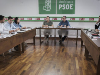 Secretarios generales de las ocho provincias junto a Juan Espadas y Viedma