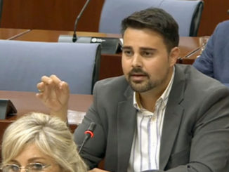 Hernández en la Comisión de Agricultura del Parlamento de Andalucía